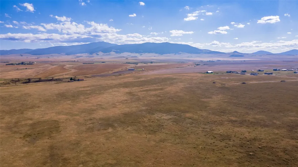 5812 Spokane Ranch Road East Helena MT 59635