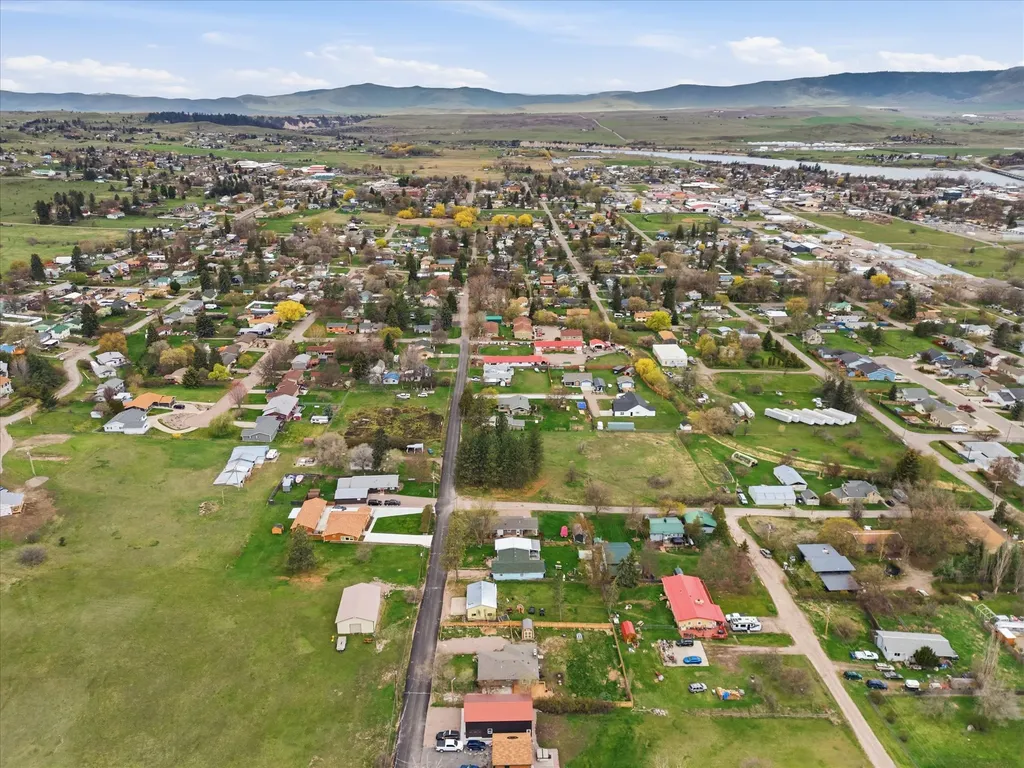 1207 13th Avenue E Polson MT 59860