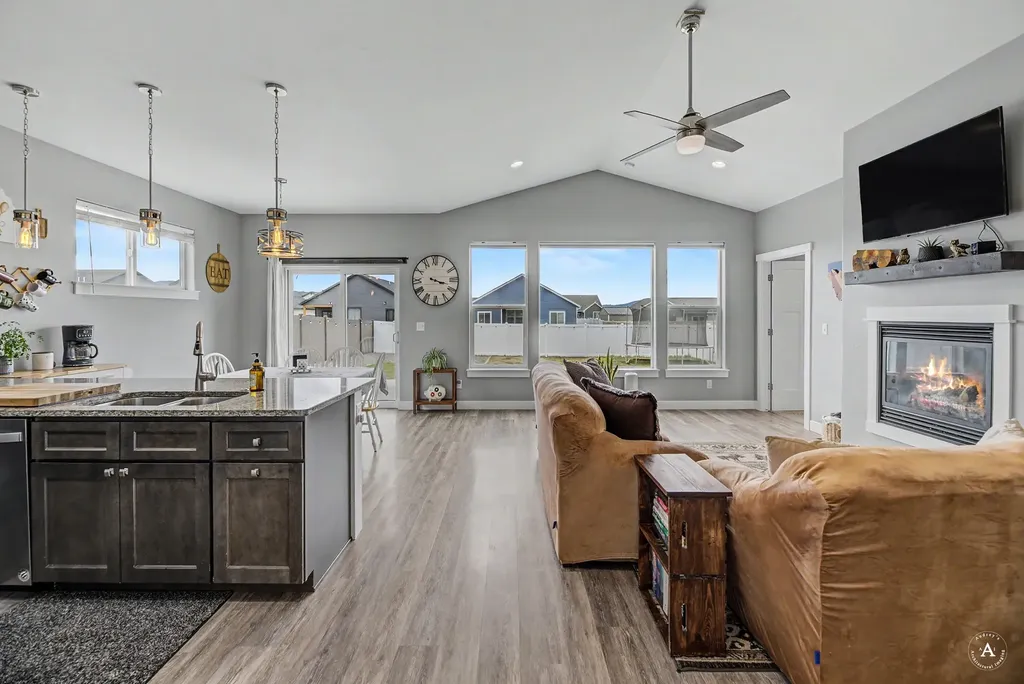 2824 Ashley Avenue East Helena MT 59635