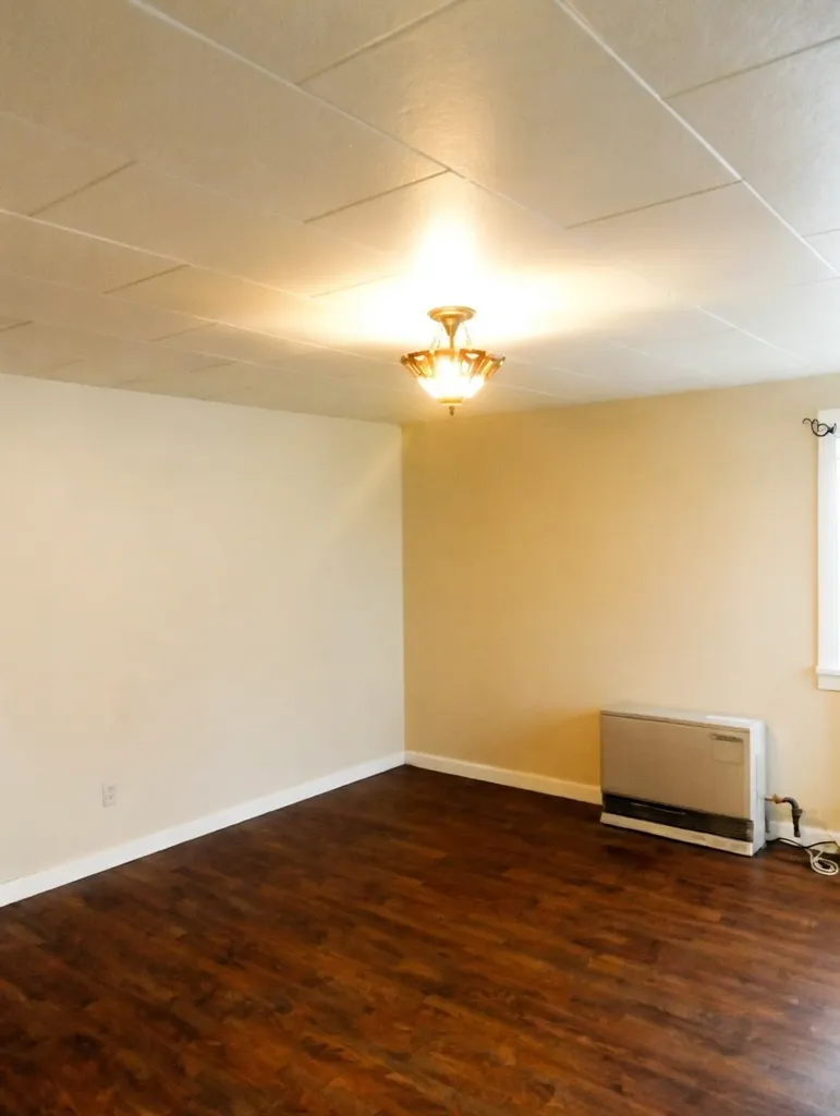 603 S Willis Street Plains MT 59859