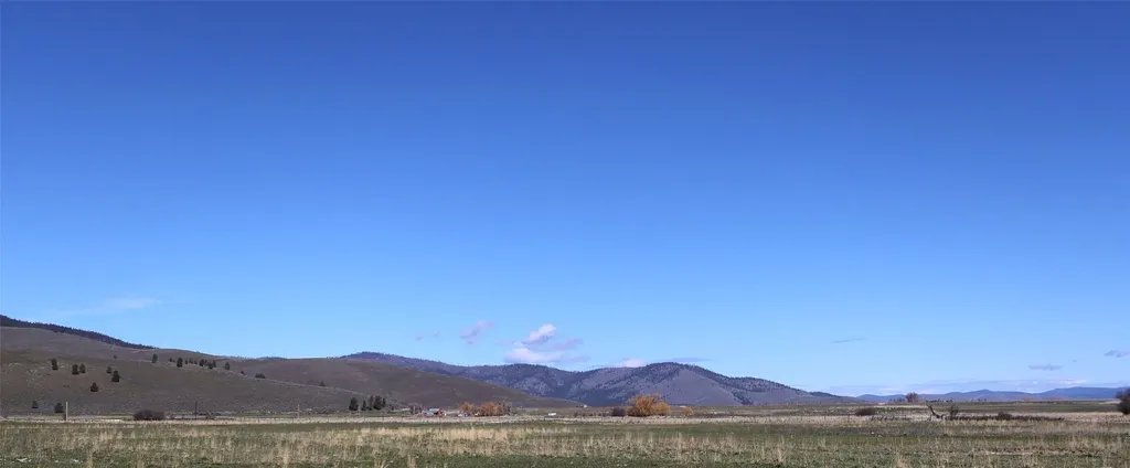 190 Patton Road Lonepine MT 59848
