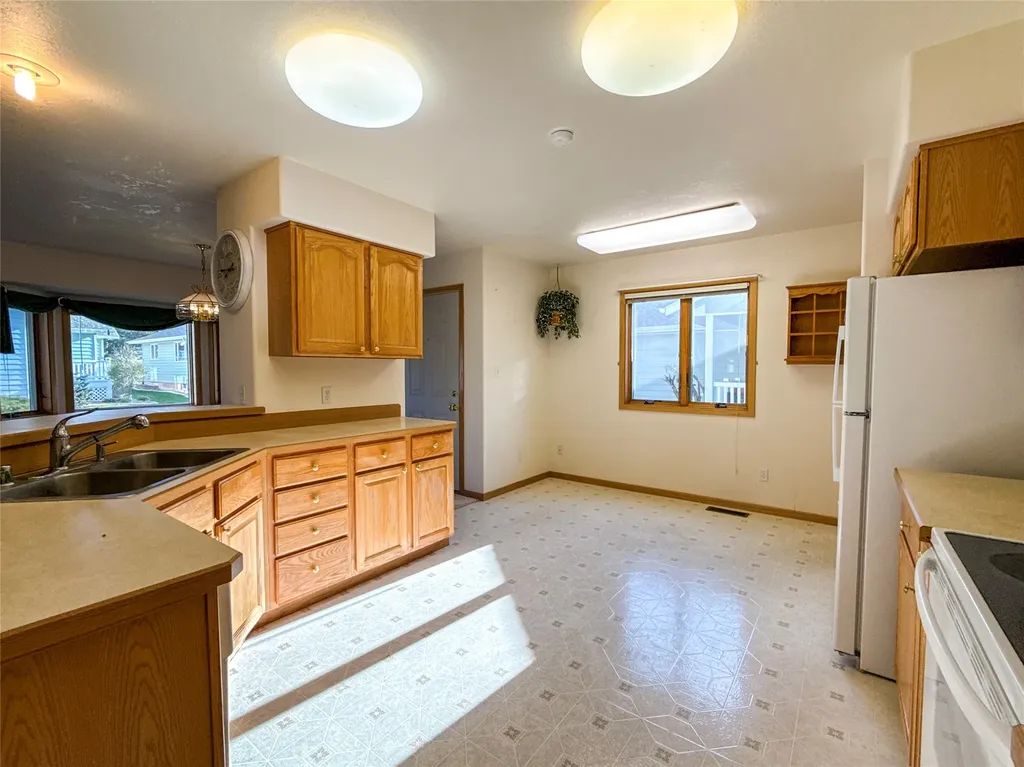 3204 Arbor Way Great Falls MT 59405