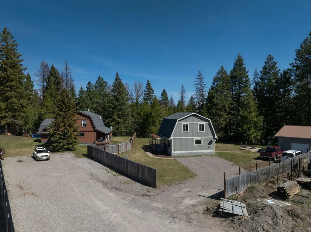 3819 Mt Hwy 40 W Columbia Falls MT 59912