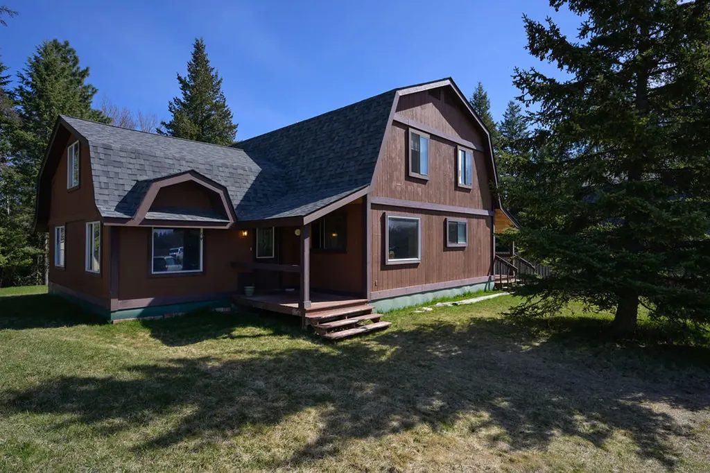 3819 Mt Hwy 40 W Columbia Falls MT 59912