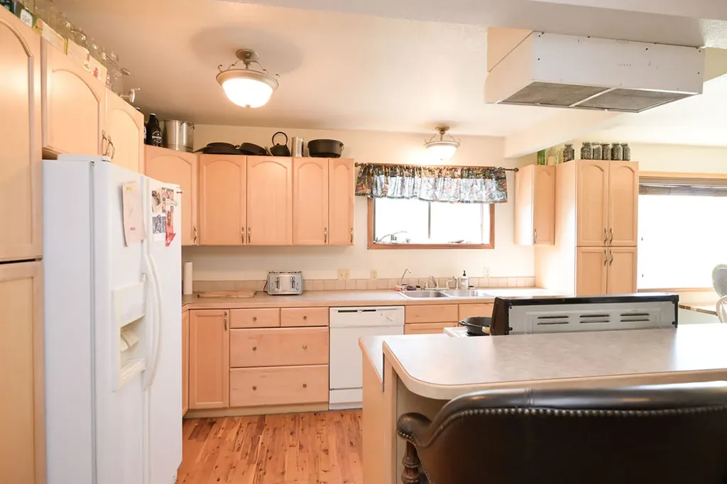 3819 Mt Hwy 40 W Columbia Falls MT 59912