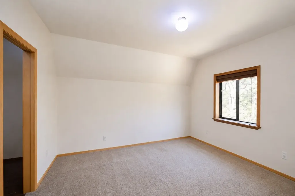 3819 Mt Hwy 40 W Columbia Falls MT 59912