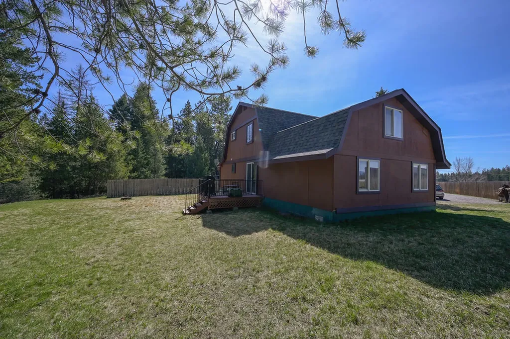 3819 Mt Hwy 40 W Columbia Falls MT 59912