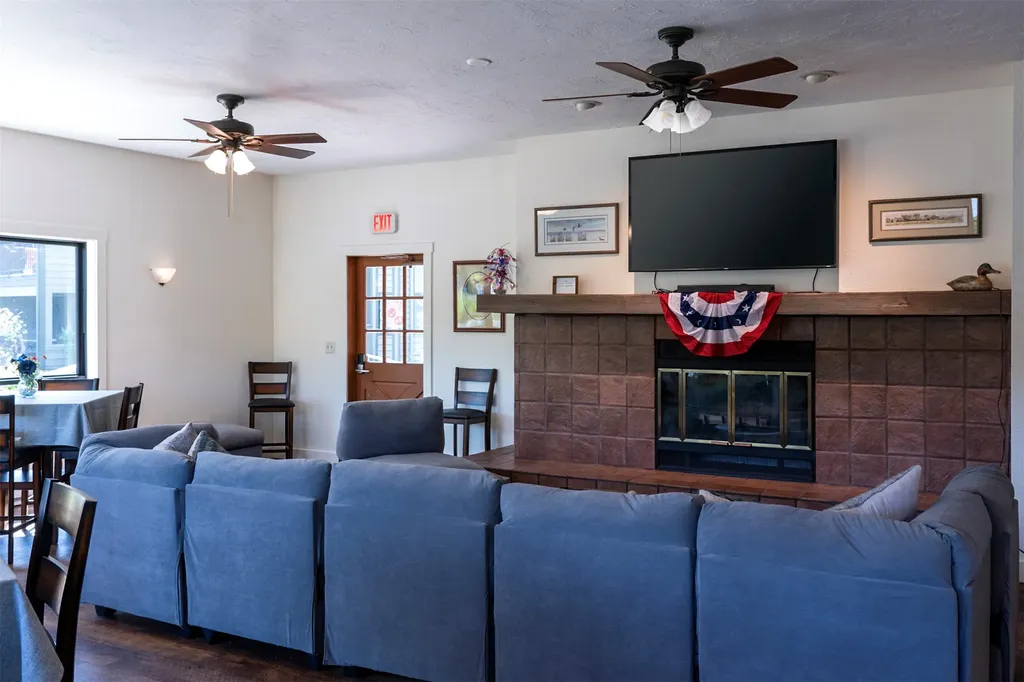 270 Bridge Street Bigfork MT 59911