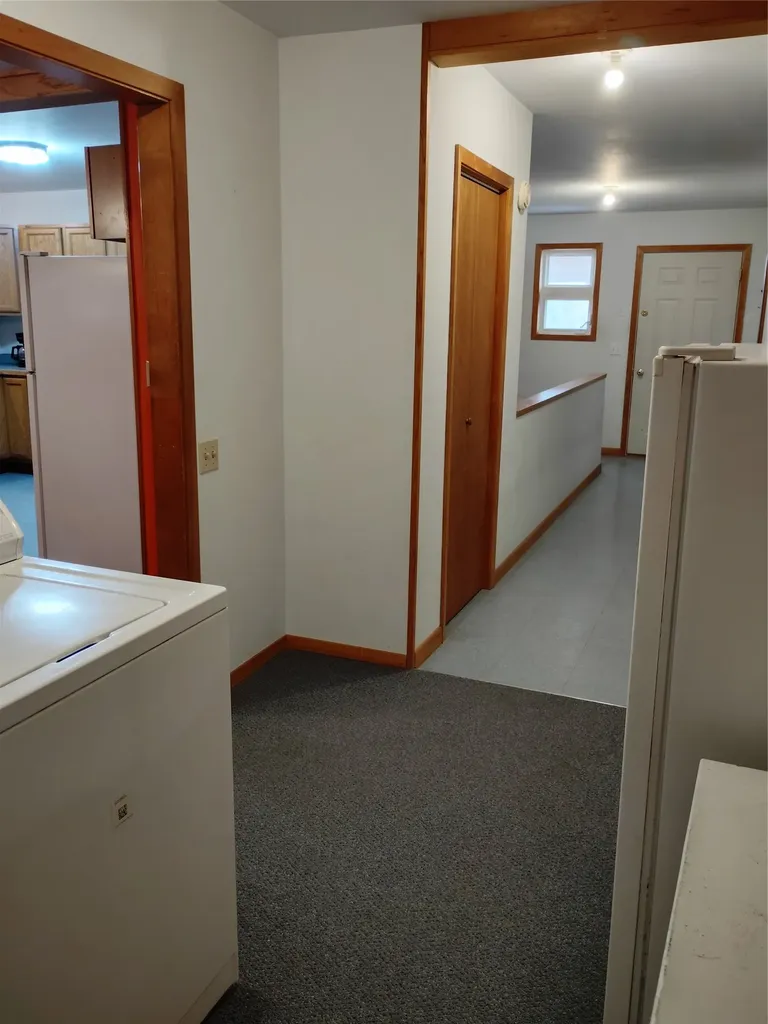 190 N Floweree Avenue Cascade MT 59421
