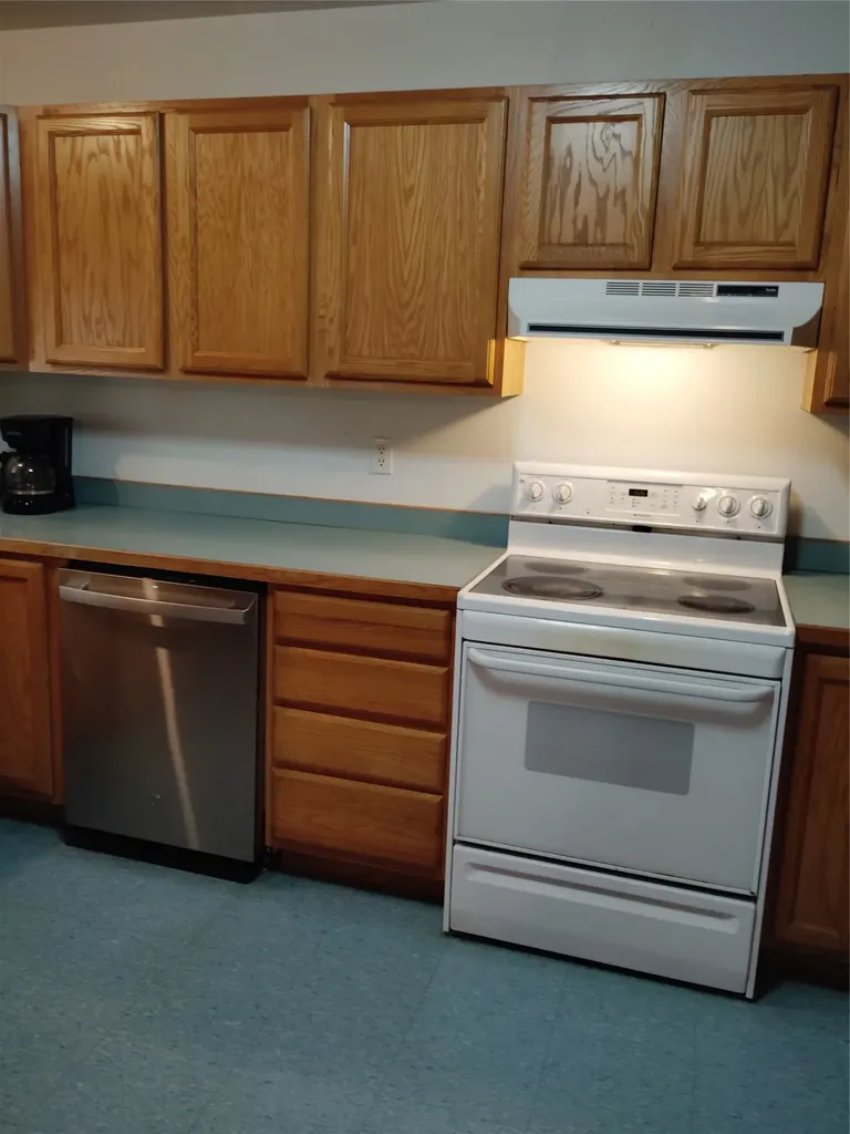 190 N Floweree Avenue Cascade MT 59421