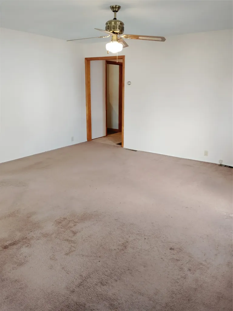190 N Floweree Avenue Cascade MT 59421