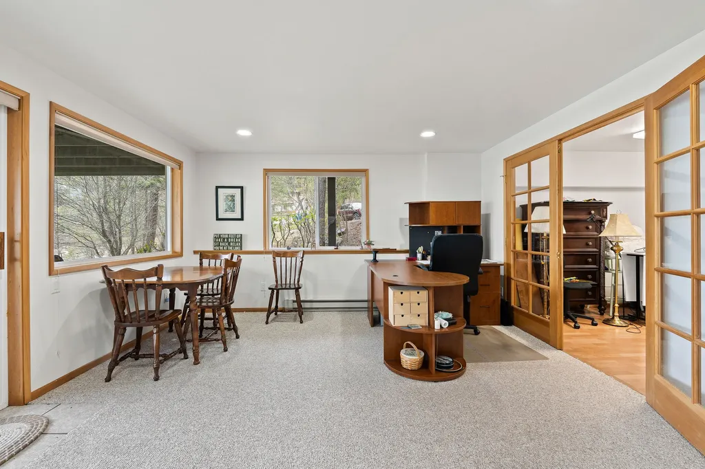 21019 Park Lane Rollins MT 59931