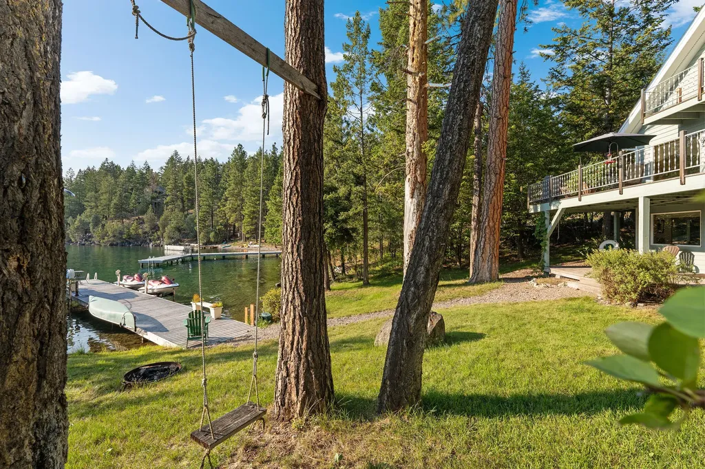 21019 Park Lane Rollins MT 59931