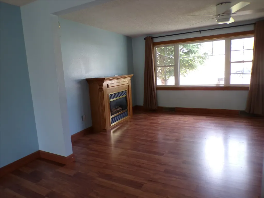 944 Avenue D NW Great Falls MT 59404