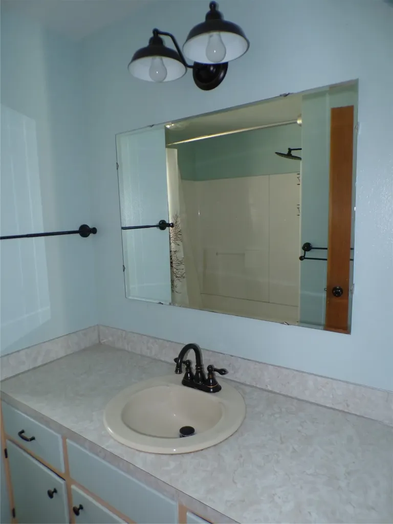 944 Avenue D NW Great Falls MT 59404