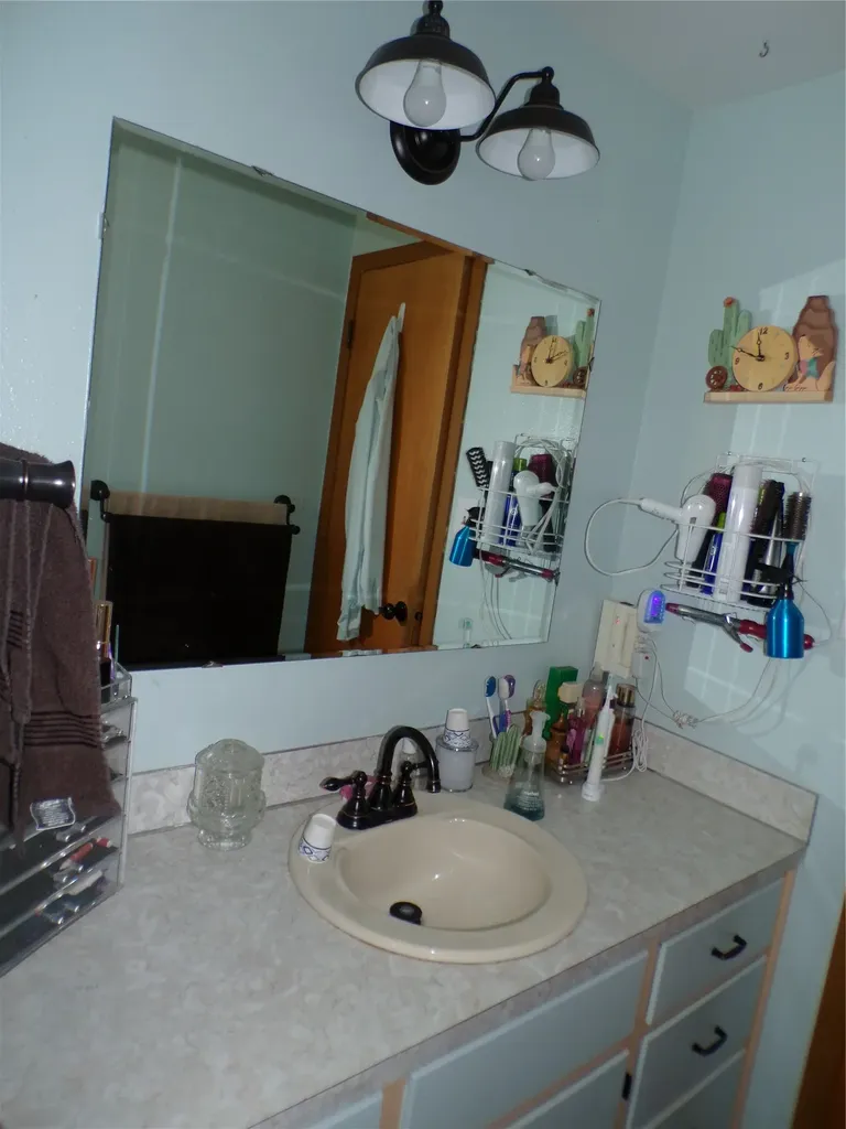 944 Avenue D NW Great Falls MT 59404