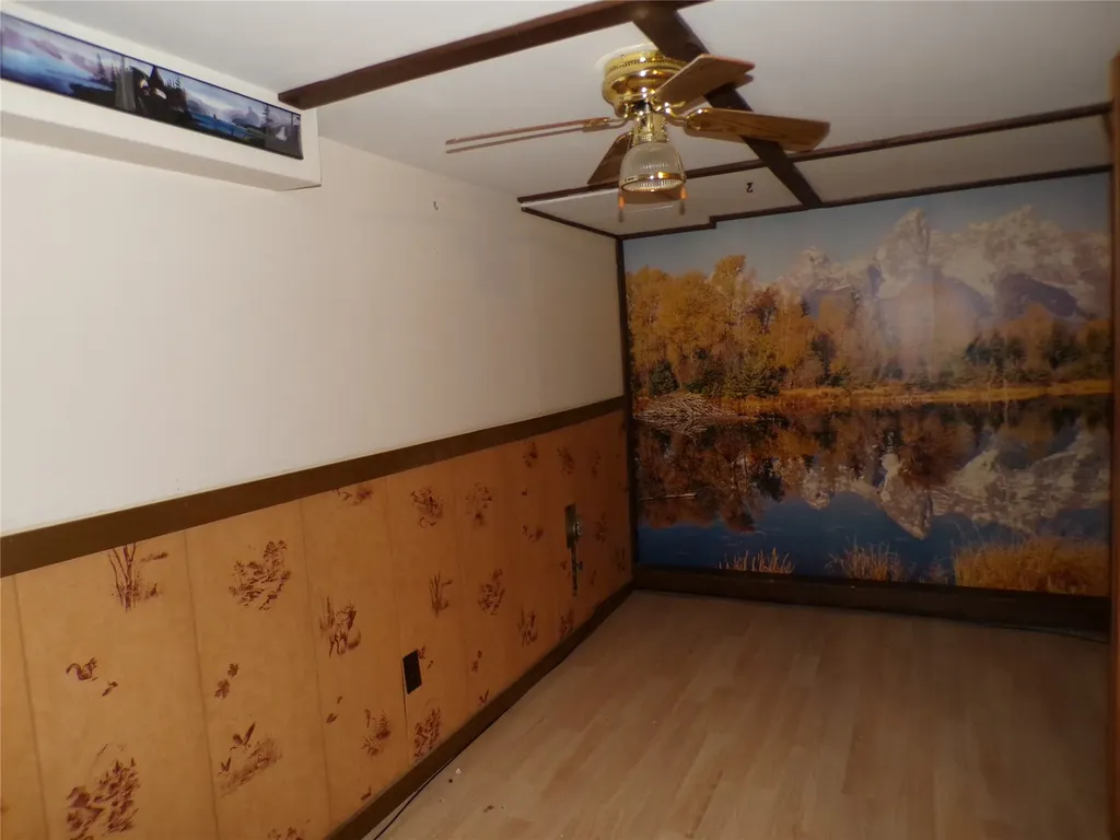 944 Avenue D NW Great Falls MT 59404