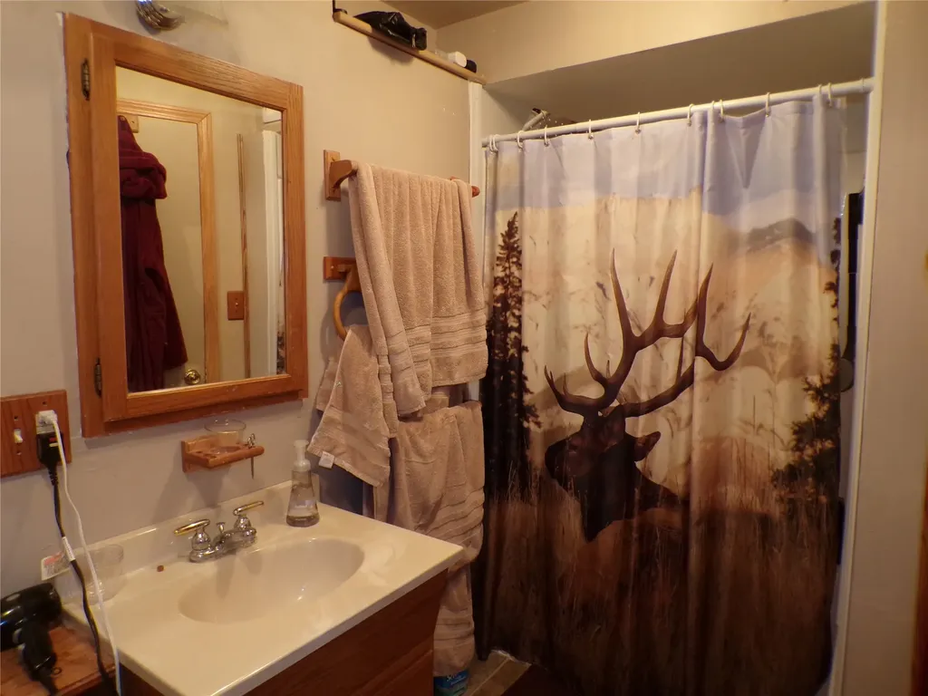 944 Avenue D NW Great Falls MT 59404