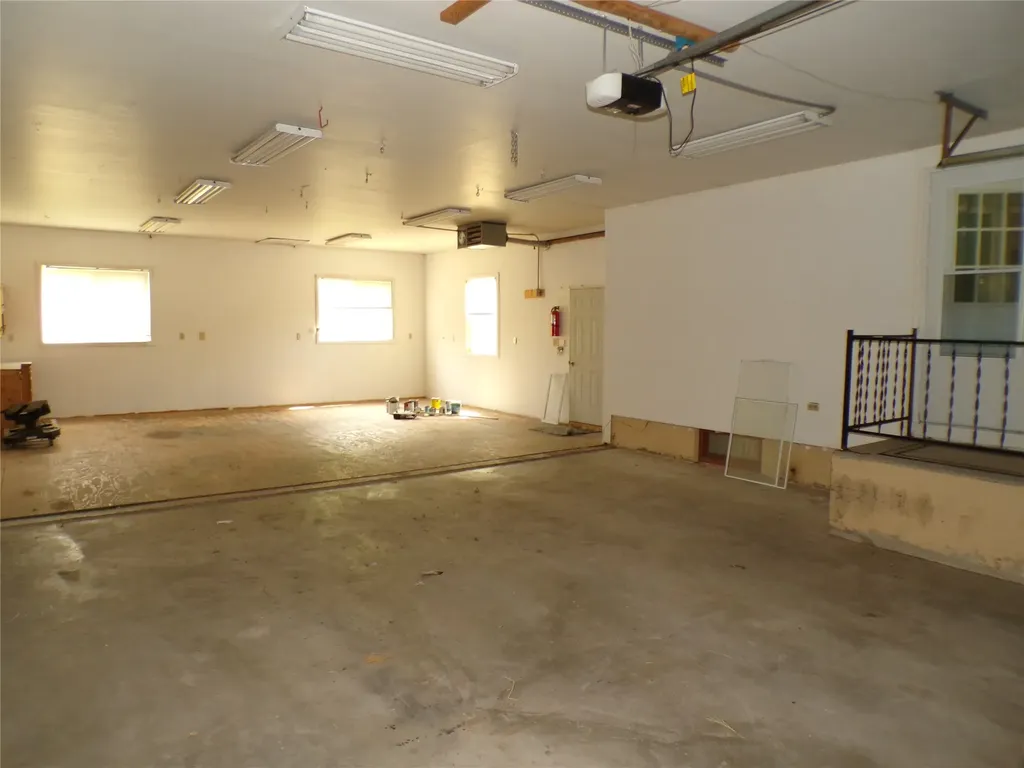 944 Avenue D NW Great Falls MT 59404