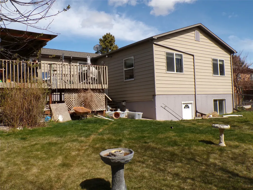 944 Avenue D NW Great Falls MT 59404