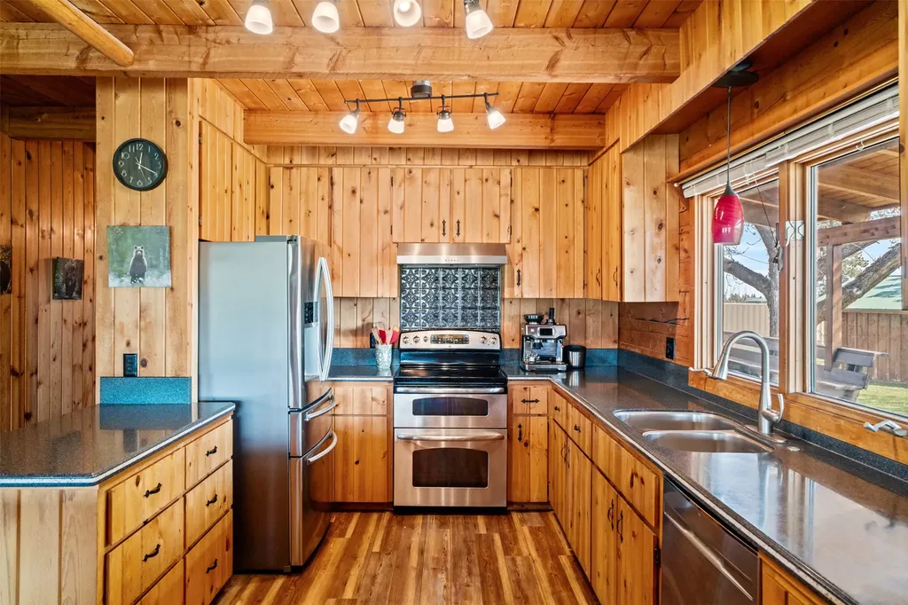 461 Hudson Lane Victor MT 59875