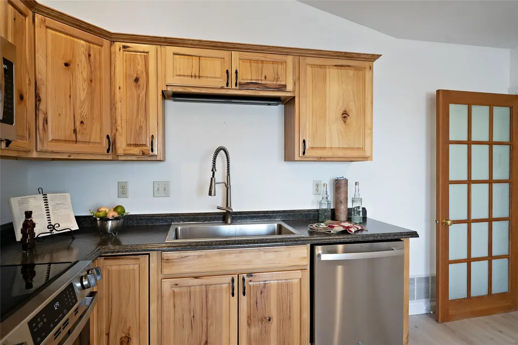129 Village Drive Belgrade MT 59714