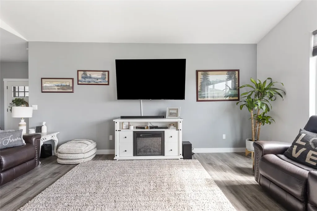 40189 Majestic Court Polson MT 59860