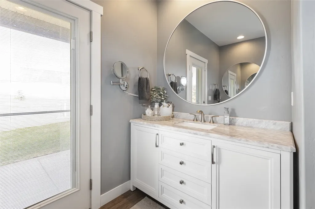 40189 Majestic Court Polson MT 59860