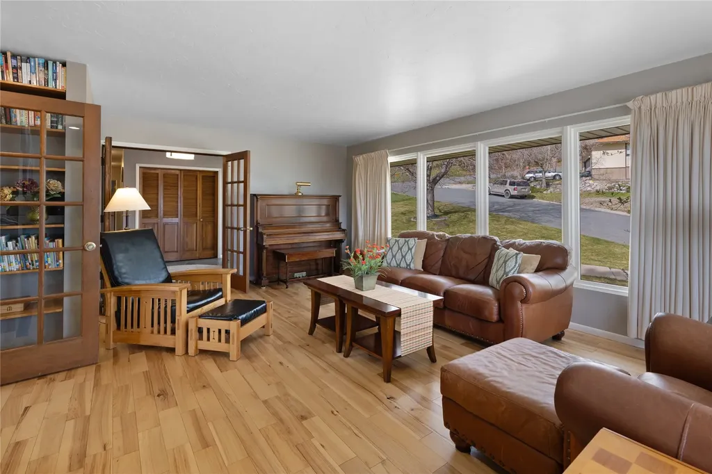 555 S Roberts Street Helena MT 59601