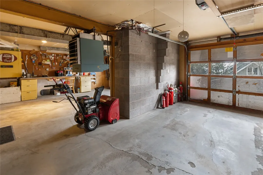 555 S Roberts Street Helena MT 59601