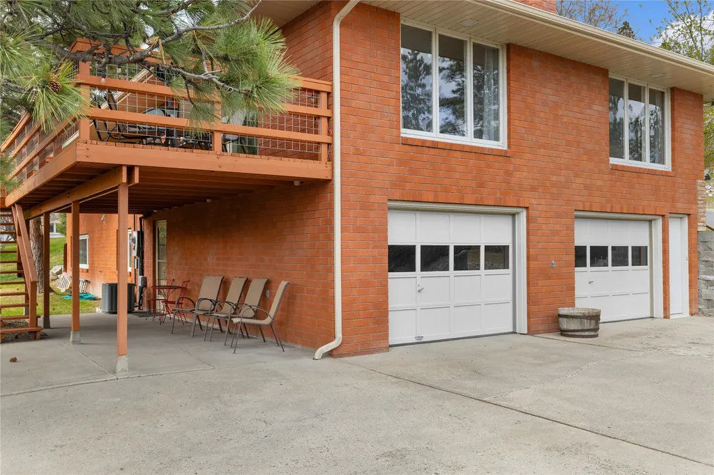 555 S Roberts Street Helena MT 59601