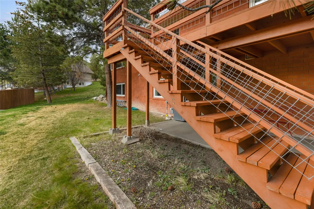 555 S Roberts Street Helena MT 59601