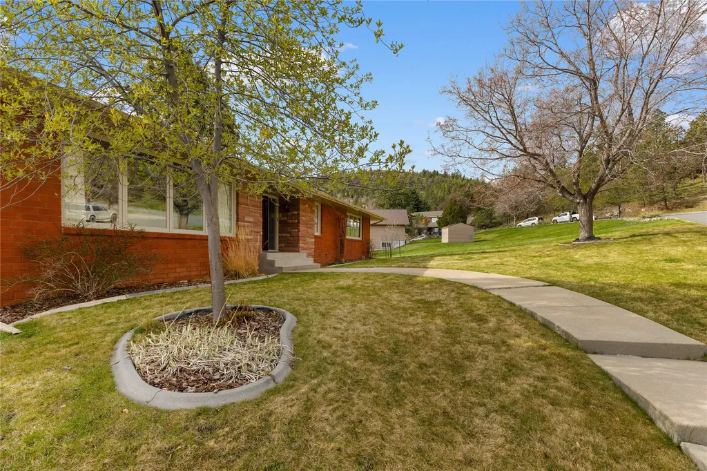 555 S Roberts Street Helena MT 59601