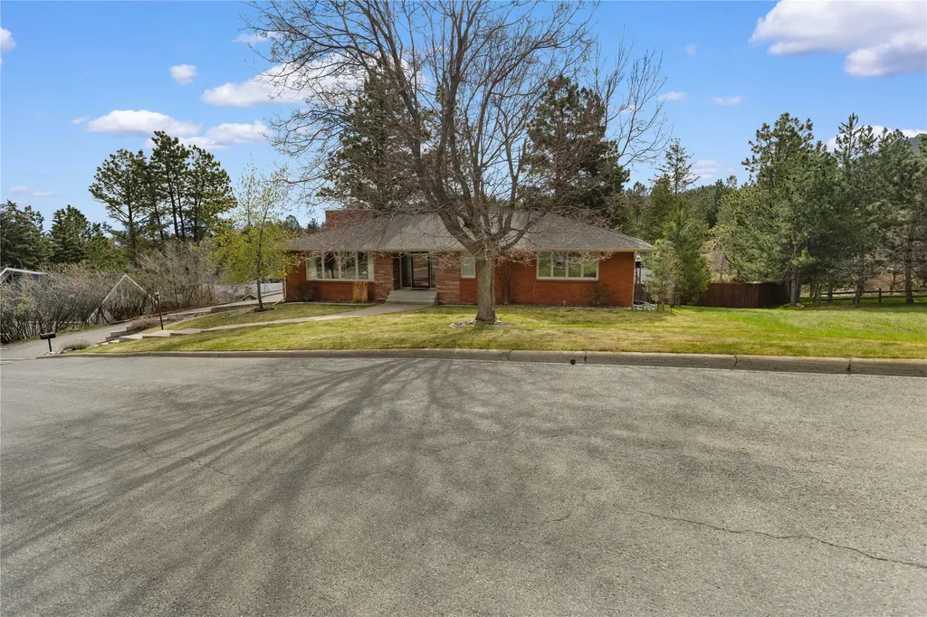 555 S Roberts Street Helena MT 59601