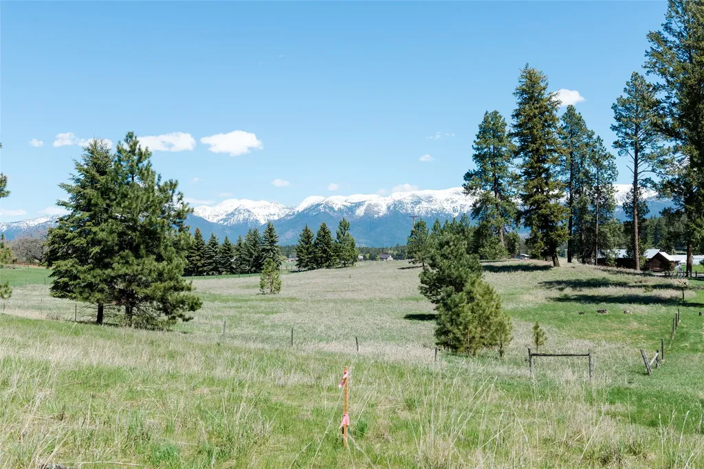 37 Red Tail Ridge Bigfork MT 59911