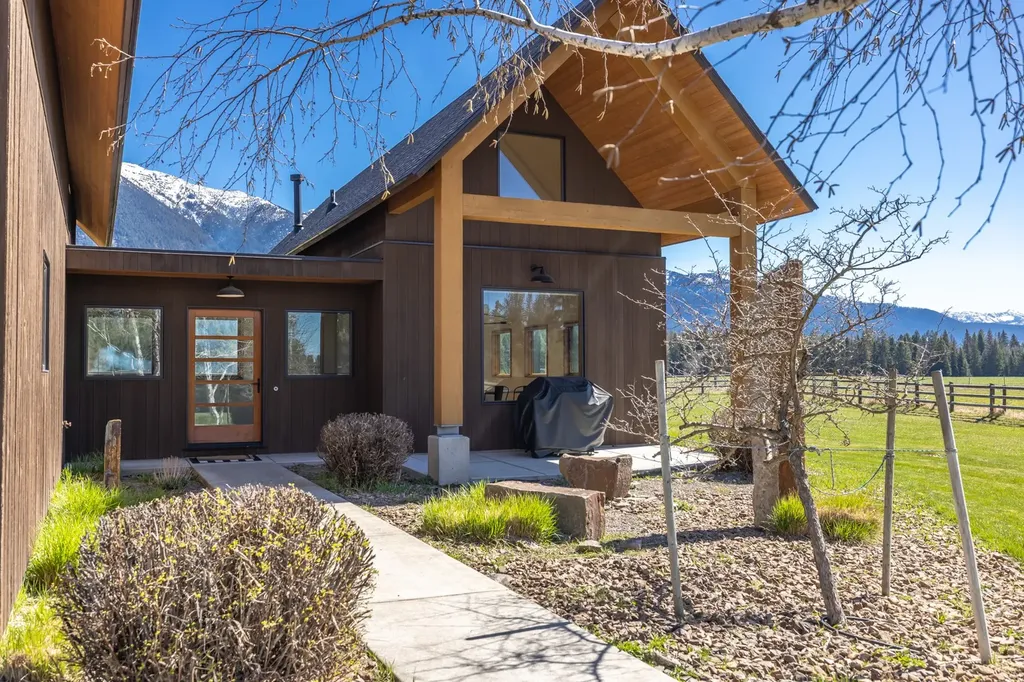 220 Palouse Lane Columbia Falls MT 59912