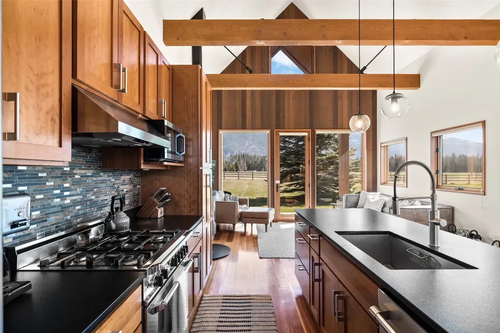 220 Palouse Lane Columbia Falls MT 59912