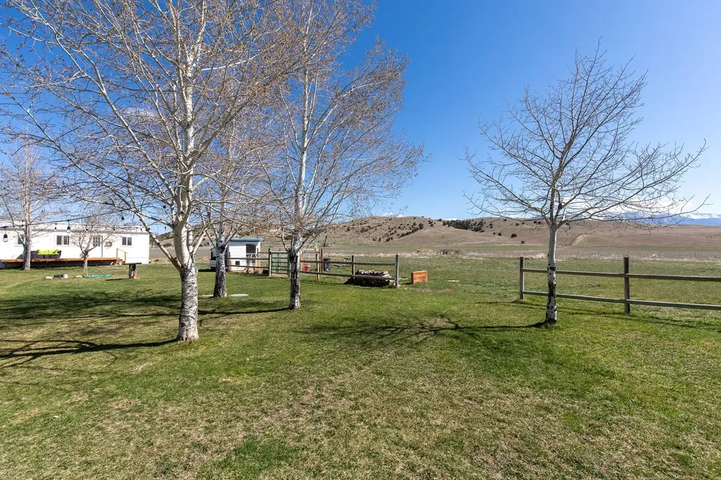 9150 Dry Creek Road Belgrade MT 59714
