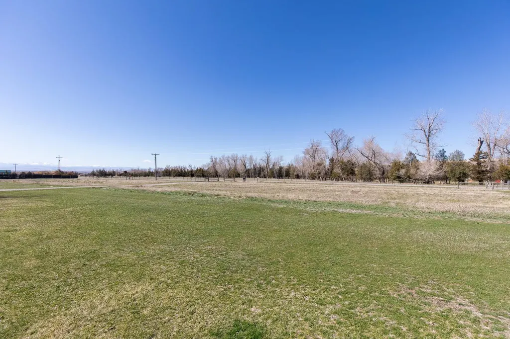 9150 Dry Creek Road Belgrade MT 59714