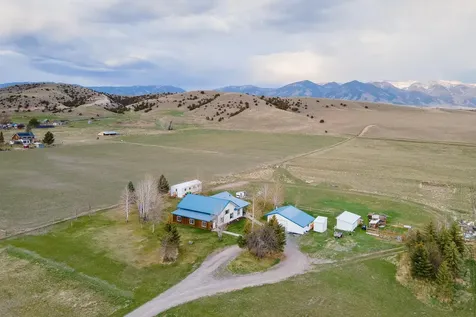 9150 Dry Creek Road Belgrade MT 59714