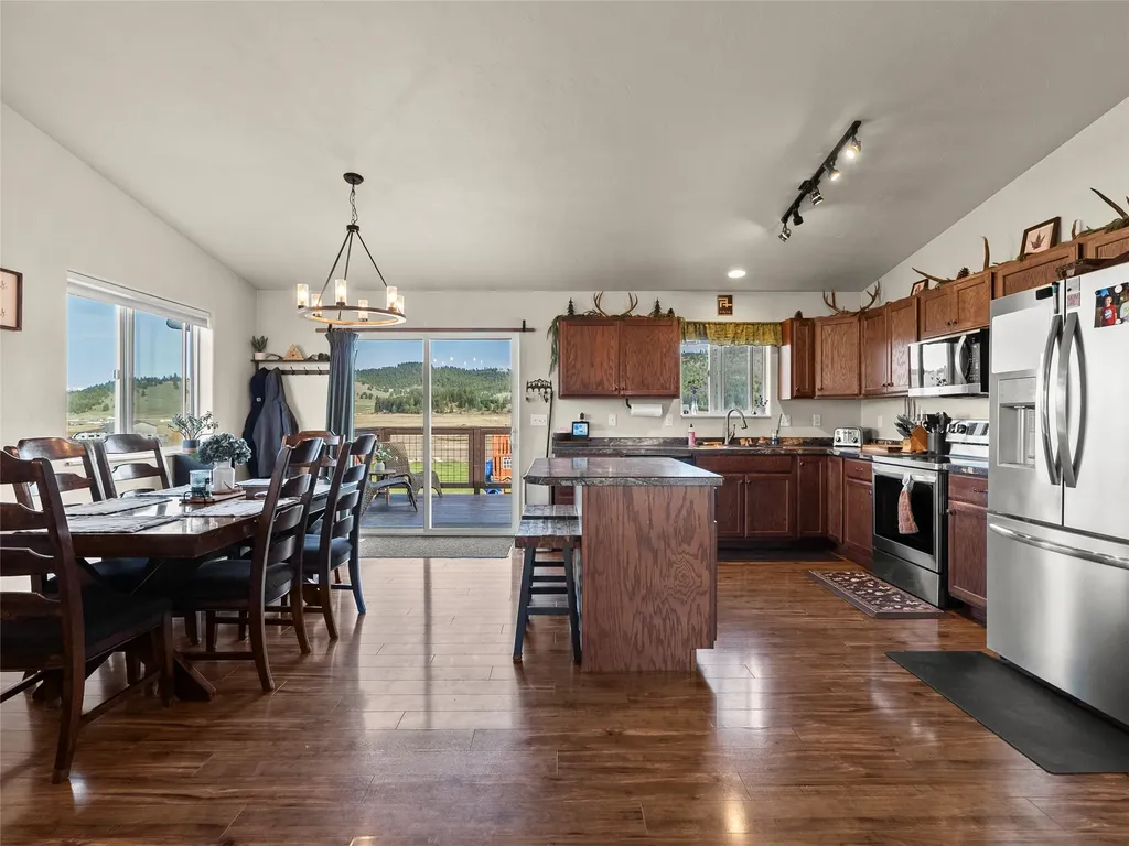 83 Dolphin Drive Kalispell MT 59901