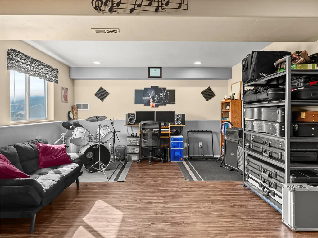 83 Dolphin Drive Kalispell MT 59901