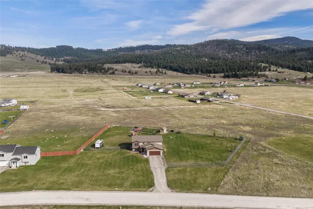 83 Dolphin Drive Kalispell MT 59901