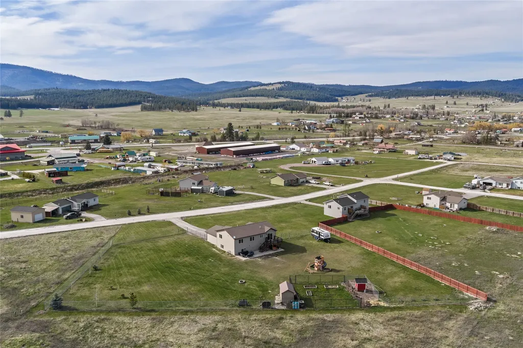 83 Dolphin Drive Kalispell MT 59901