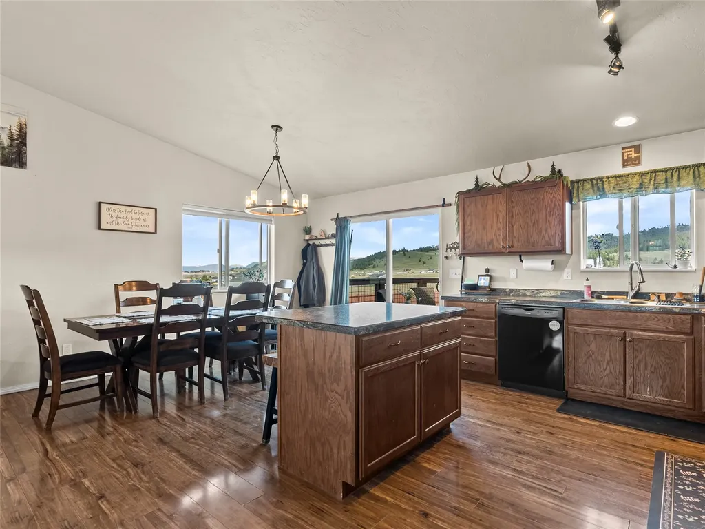 83 Dolphin Drive Kalispell MT 59901