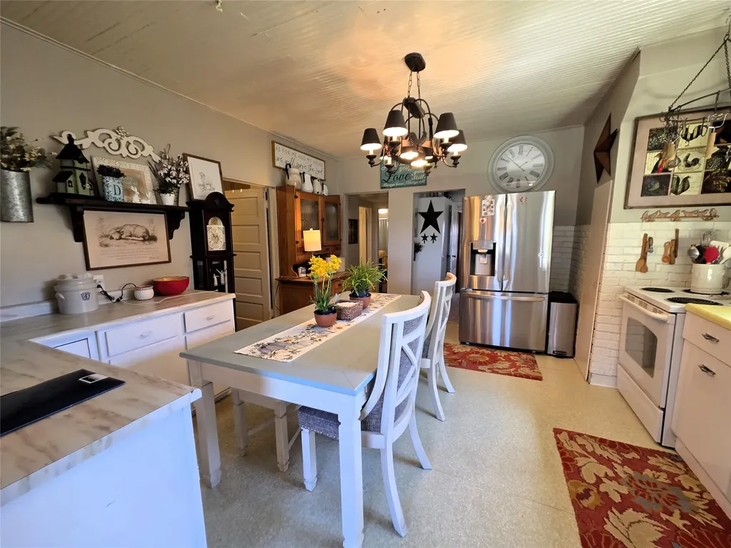 217 3rd Avenue SW Choteau MT 59422