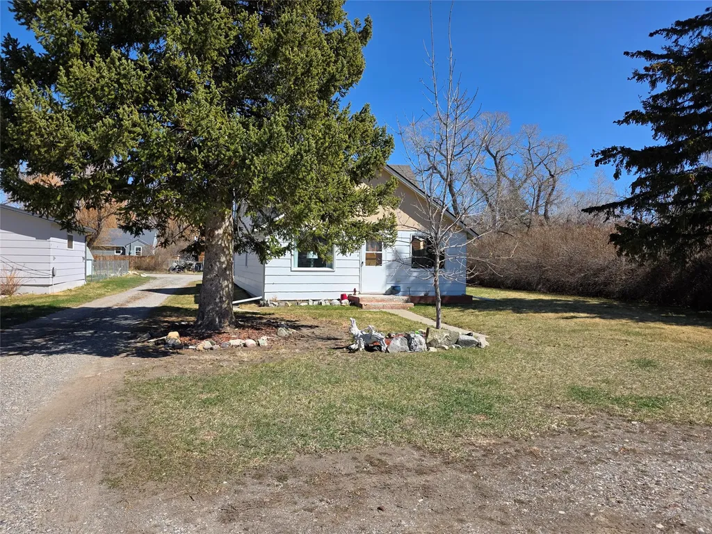 217 3rd Avenue SW Choteau MT 59422