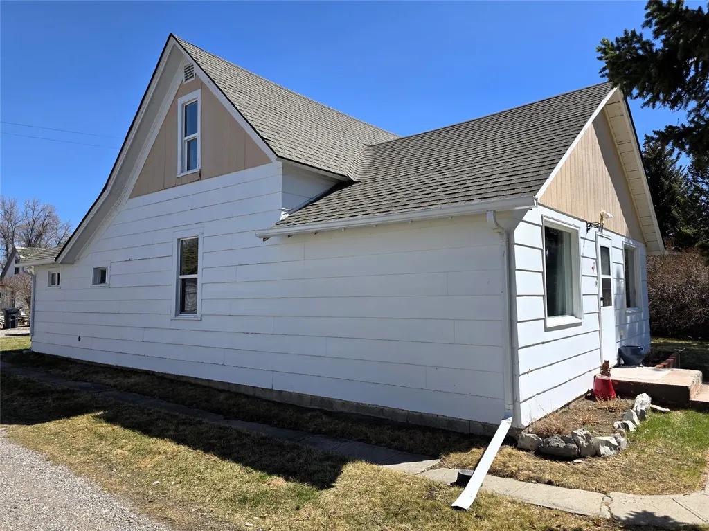 217 3rd Avenue SW Choteau MT 59422