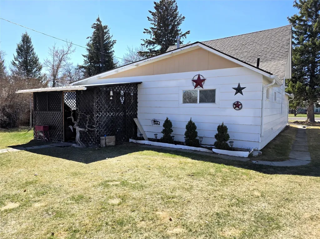 217 3rd Avenue SW Choteau MT 59422
