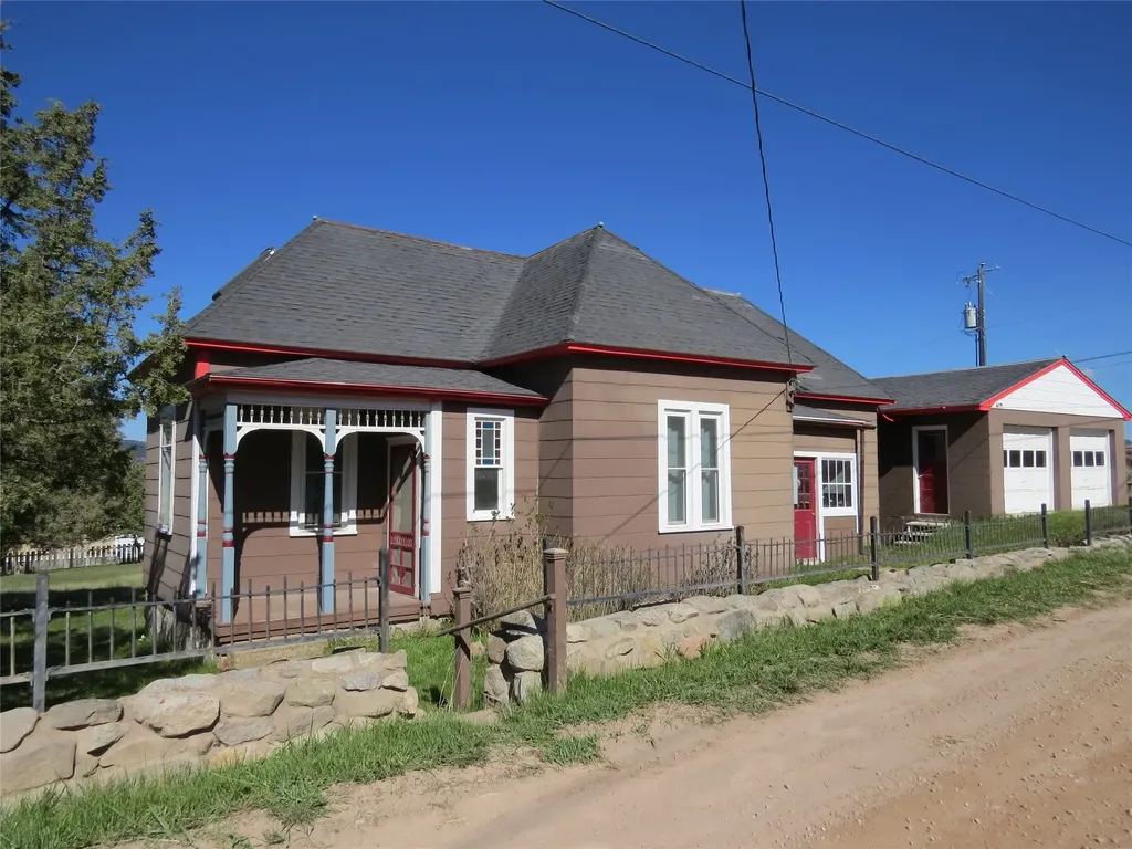 819 Pearl Street Philipsburg MT 59858
